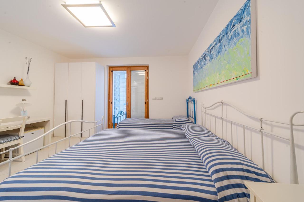 Lo Scalo Bed And Breakfast Marina Di Novaglie Alessano Kültér fotó