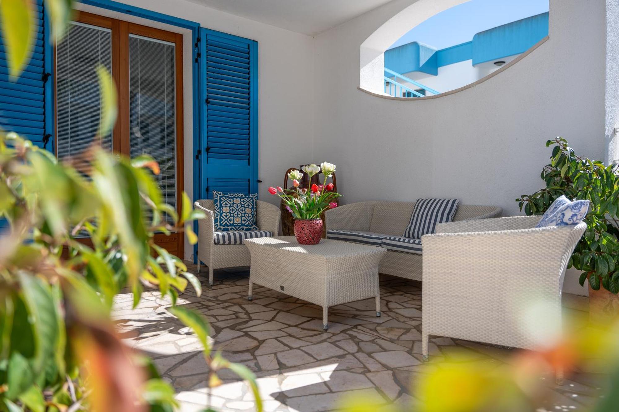 Lo Scalo Bed And Breakfast Marina Di Novaglie Alessano Kültér fotó